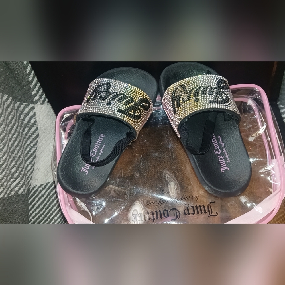 Juicy Couture Black Slide Sandals with Iridescent Crystal Strap Youth 7c
